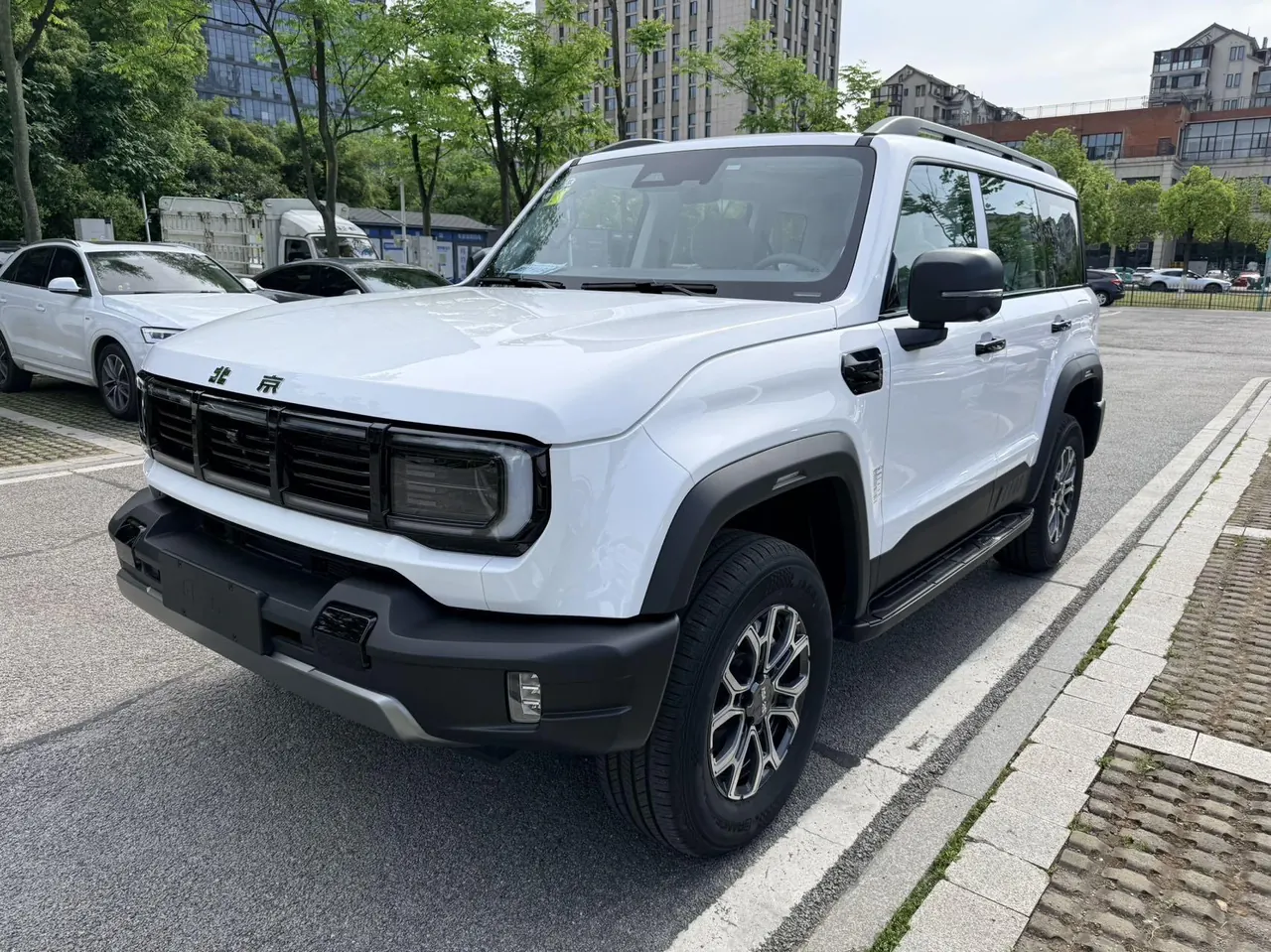 Beijing 2026 BJ40 2.0T Advanced Edition Automatic Gear - View 1