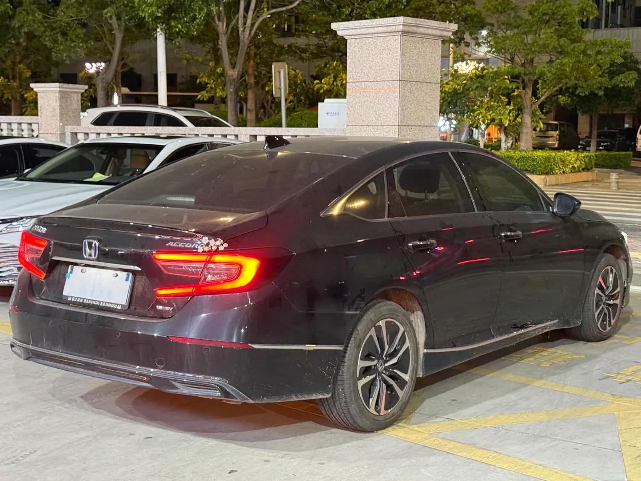 Honda 2022 10th Generation Accord Hybrid 2.0 Stepless Sharp Collar Automatic Gear 4