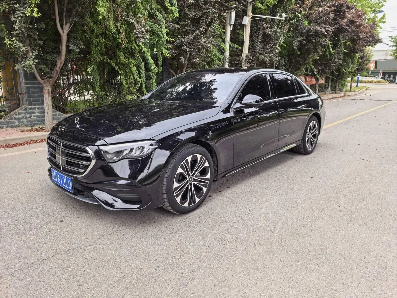 Mercedes Benz E Class 2024 E 300 L 48V 2.0T Fashion Automatic Gear - View 1