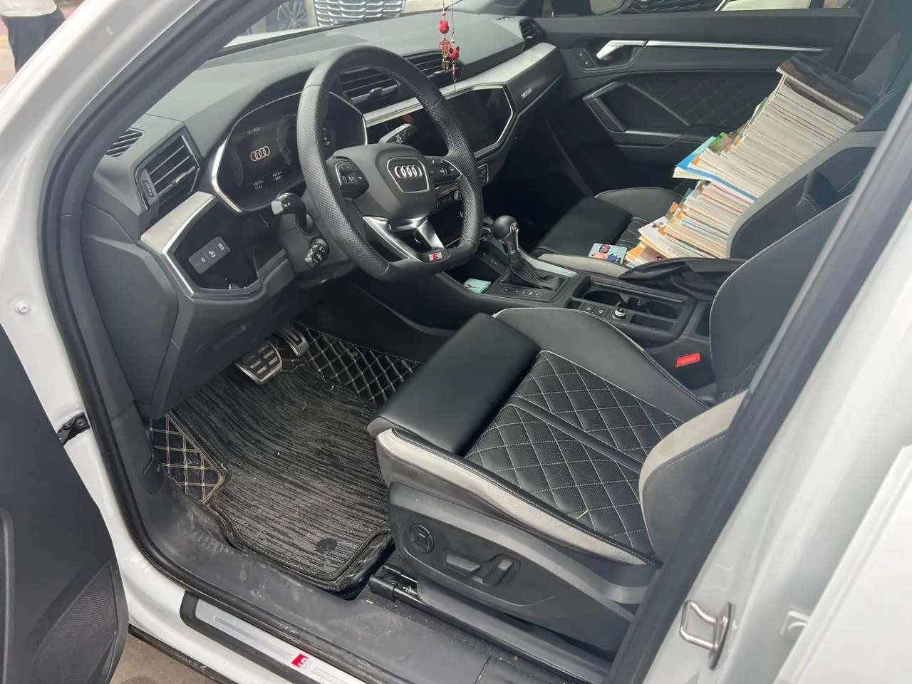 Audi 2024 Q3 Sportback 2.0TFSI 40TFSI RS kit burning speed automatic gear 2