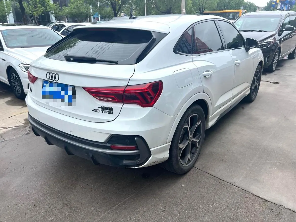 Audi 2024 Q3 Sportback 2.0TFSI 40TFSI RS kit burning speed automatic gear 6