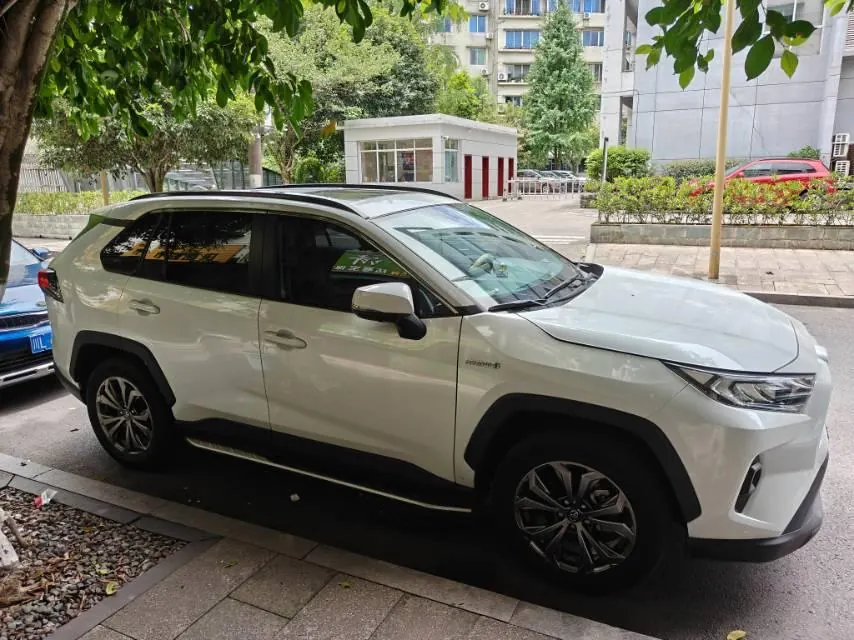 Toyota 2023 RAV4 Rongfang Double Engine 2.5 Stepless Two-Drive Elite Automatic Gear 4