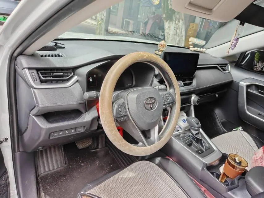 Toyota 2023 RAV4 Rongfang Double Engine 2.5 Stepless Two-Drive Elite Automatic Gear 5