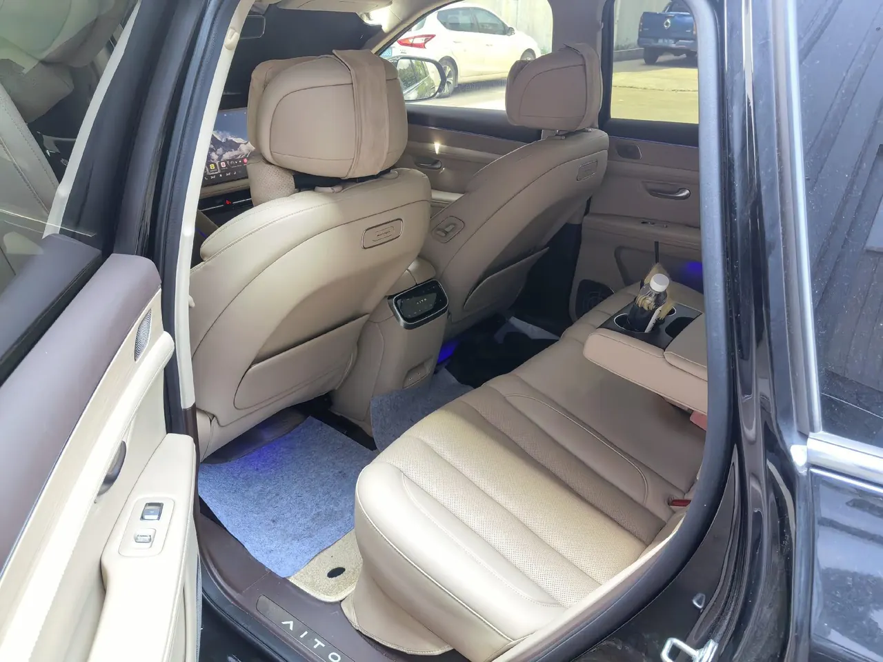 AITO 2024 AITO M7 Smart Drive Rear Drive Pro Edition 5-seat Automatic Gear 5