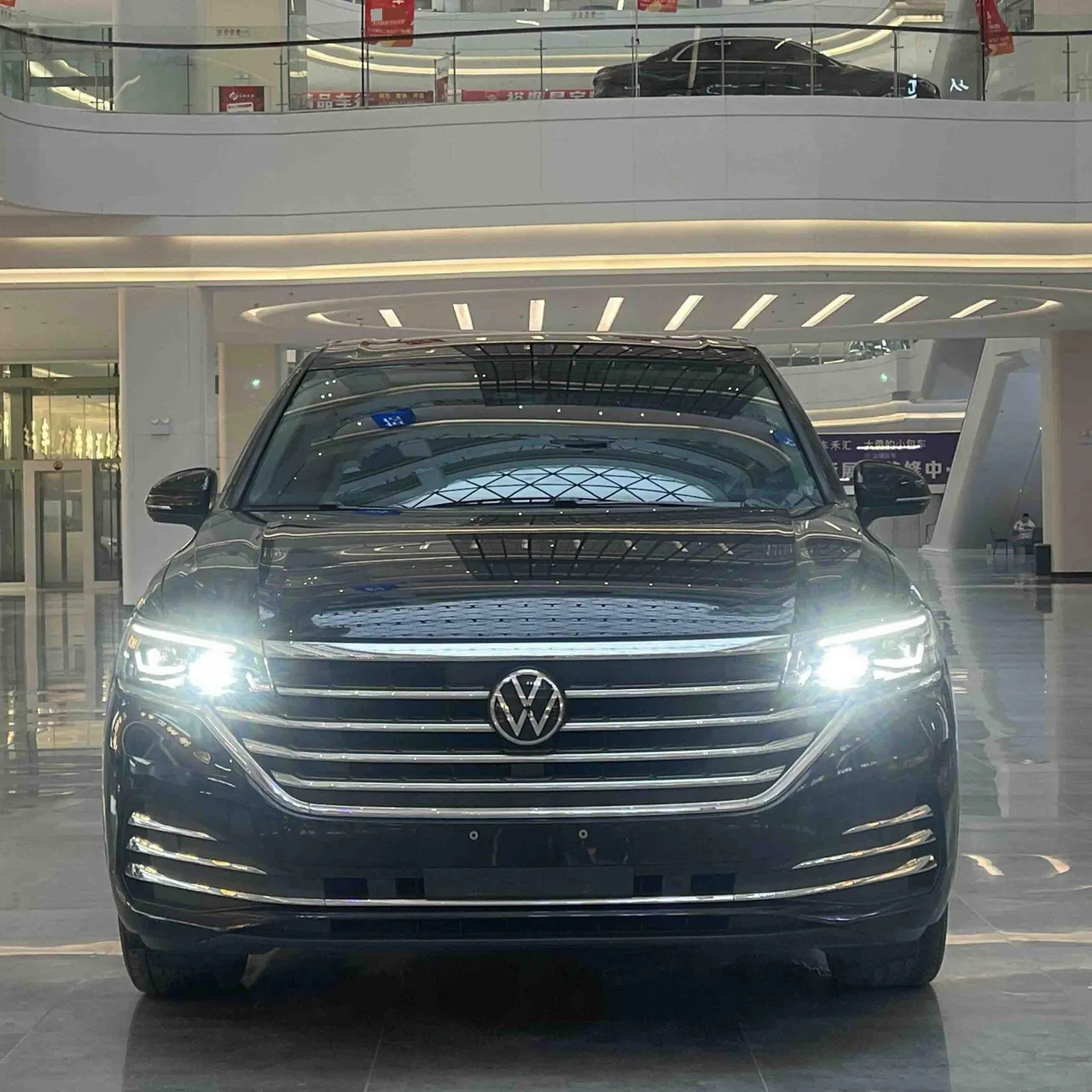 Volkswagen 2024 Wei (Viloran) 2.0TSI 380TSI Premium Edition Automatic Gear 2