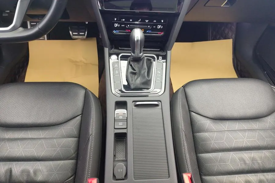 Volkswagen 2024 CC Hunting Car 2.0TSI 380TSI Hunting Heart Edition Automatic Gear 7