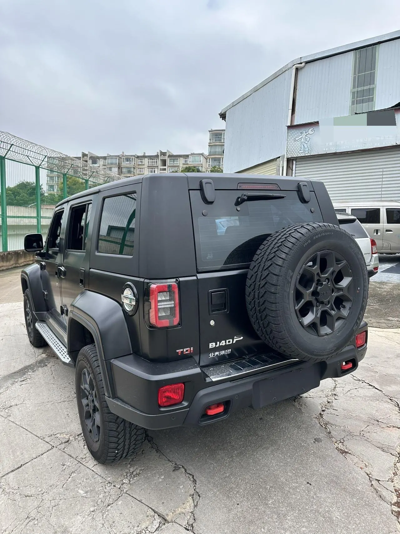 Beijing 2023 BJ40 2.0D Four-wheel Drive Blade Hero Edition Chivalrous Automatic Gear 4