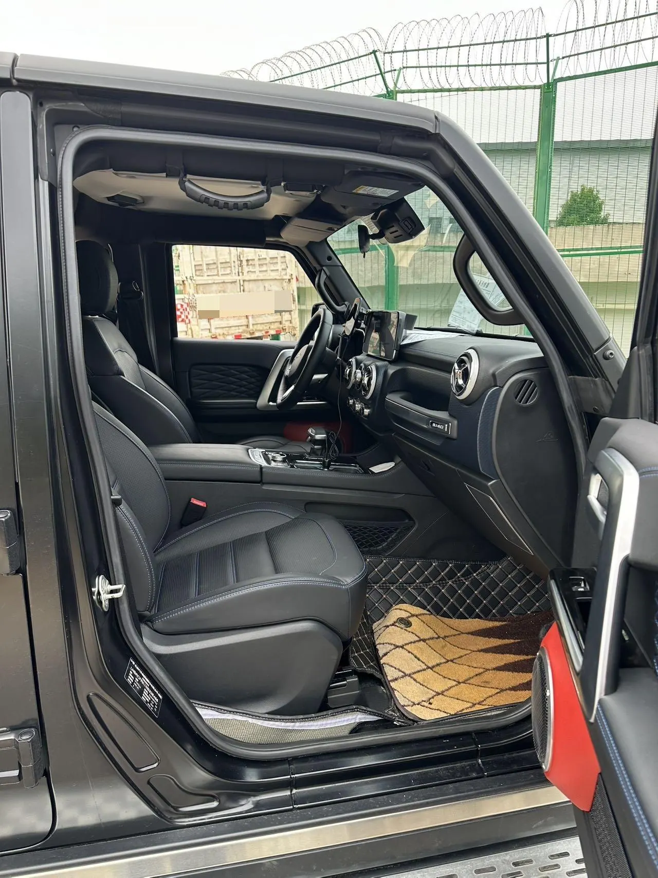 Beijing 2023 BJ40 2.0D Four-wheel Drive Blade Hero Edition Chivalrous Automatic Gear 9
