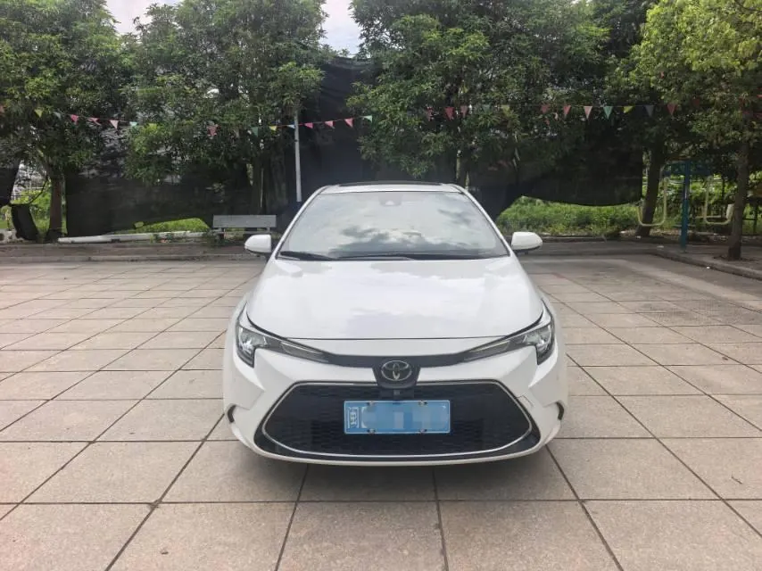 Toyota 2022 Lei Ling 1.2T Stepless 185T Deluxe Automatic Gear 2