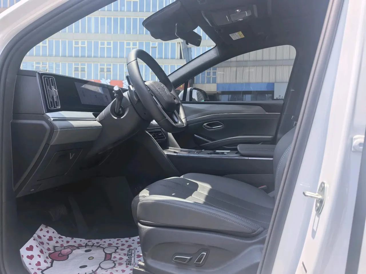 BYD 2026 Song L DM-i 1.5 Stepless 130KM Exceed Automatic 13