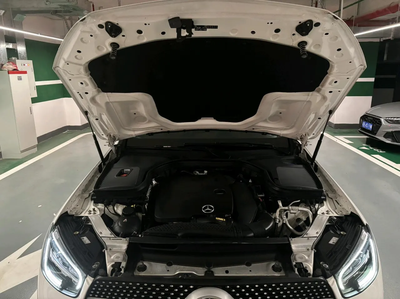 Mercedes Benz 2020 GLC 260 L 4MATIC 2.0T Luxury (Modified) Automatic Gear 12