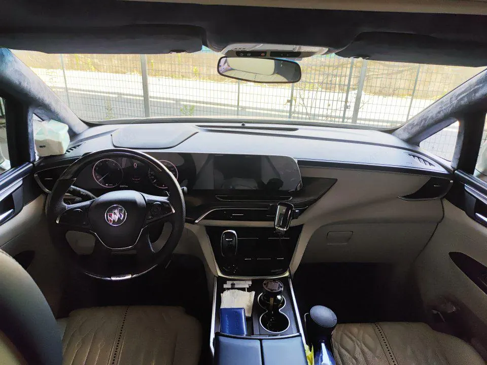 Buick 2020 GL8 ES Lu Zun 2.0T 653T Exclusive Automatic Gear 3