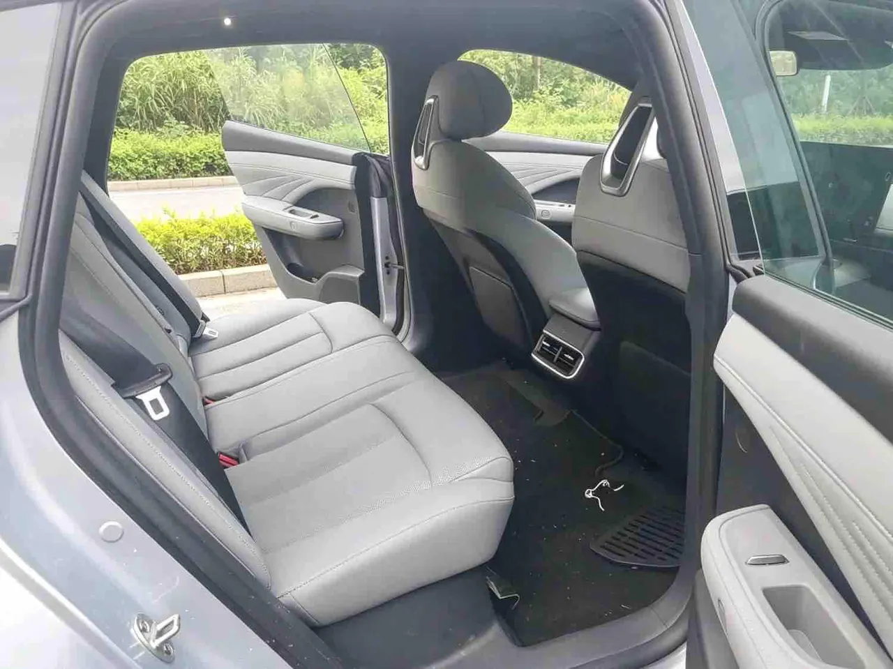 Nissan 2025 N 7 510 Pro automatic gear 2