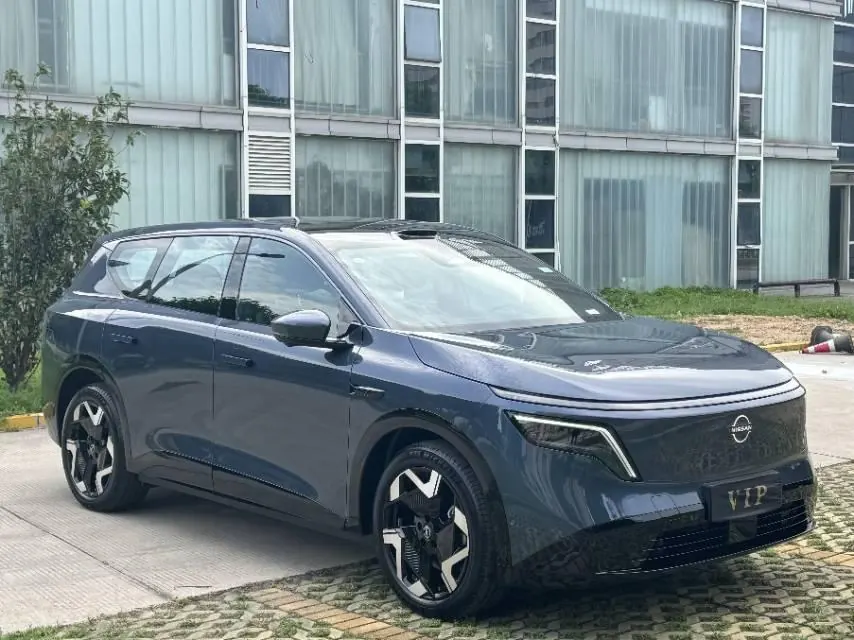 Nissan 2026 NX 8 650 Max Automatic 3