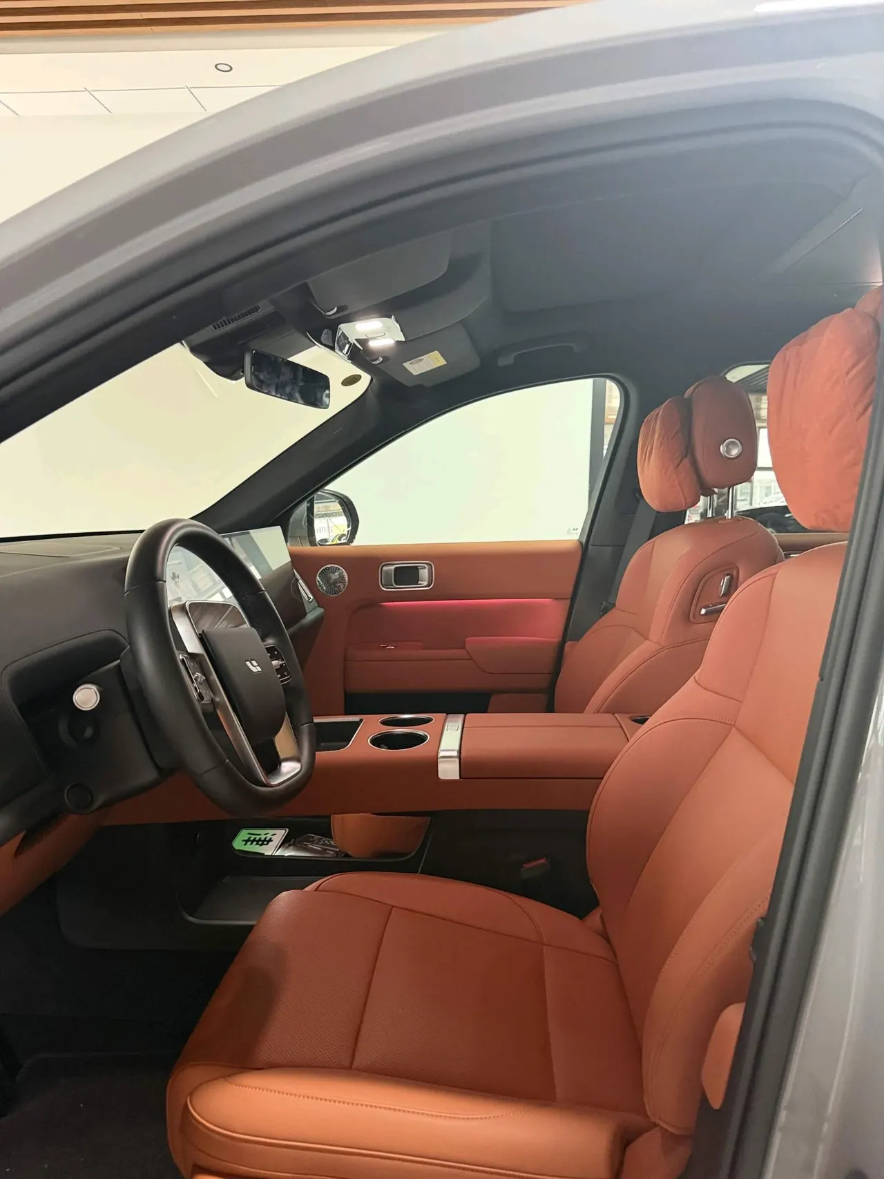 Li 2025 L9 Ultra Smart Refresh Edition Automatic Transmission 3
