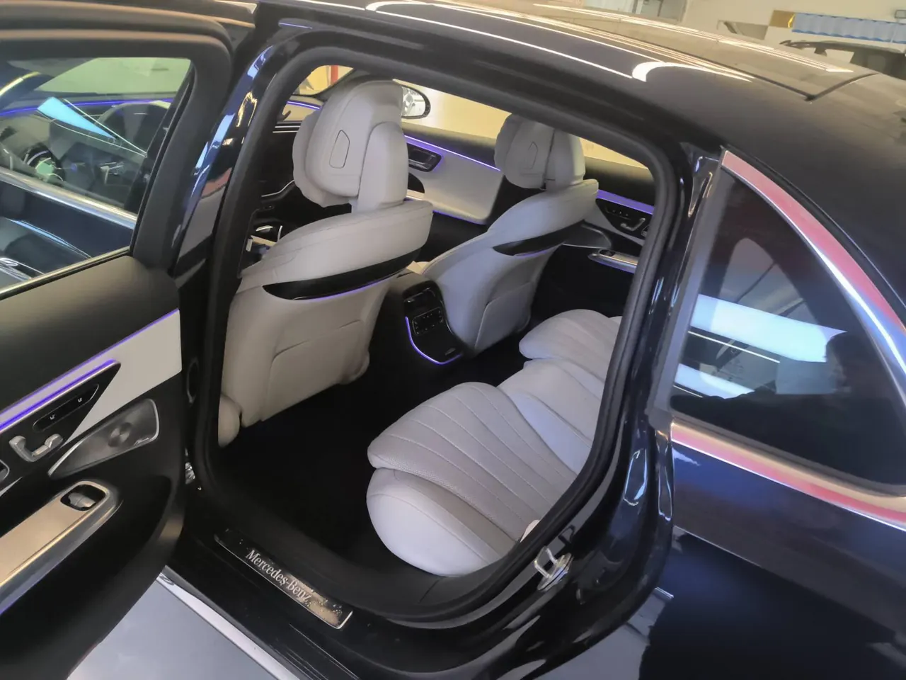 Mercedes Benz E Class 2024 E 300 L 48V 2.0T Luxury Automatic Gear 6
