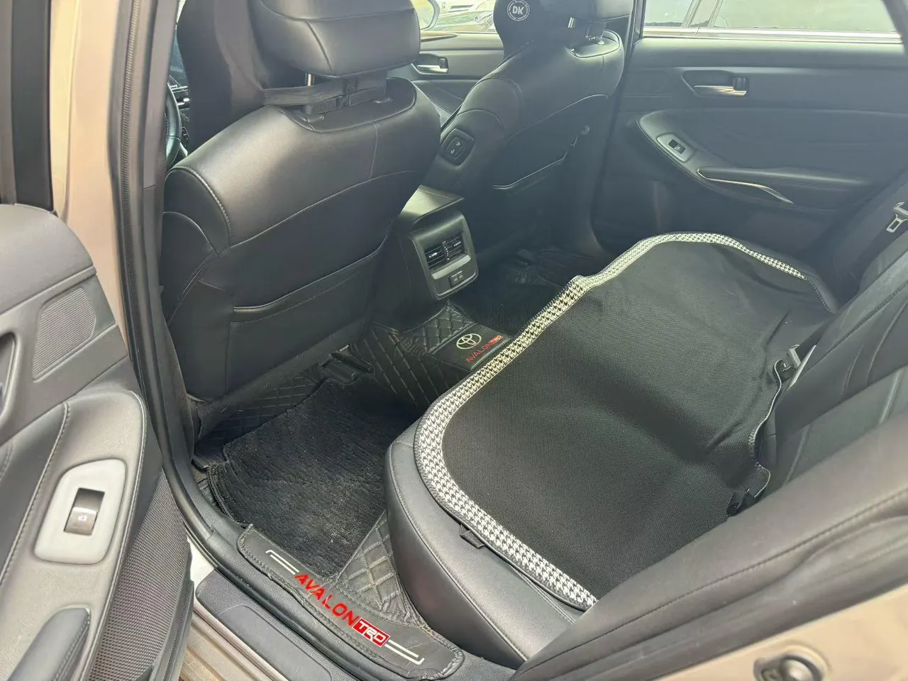Toyota 2022 Asian Dragon 2.0 Stepless Deluxe Edition Automatic Gear 5