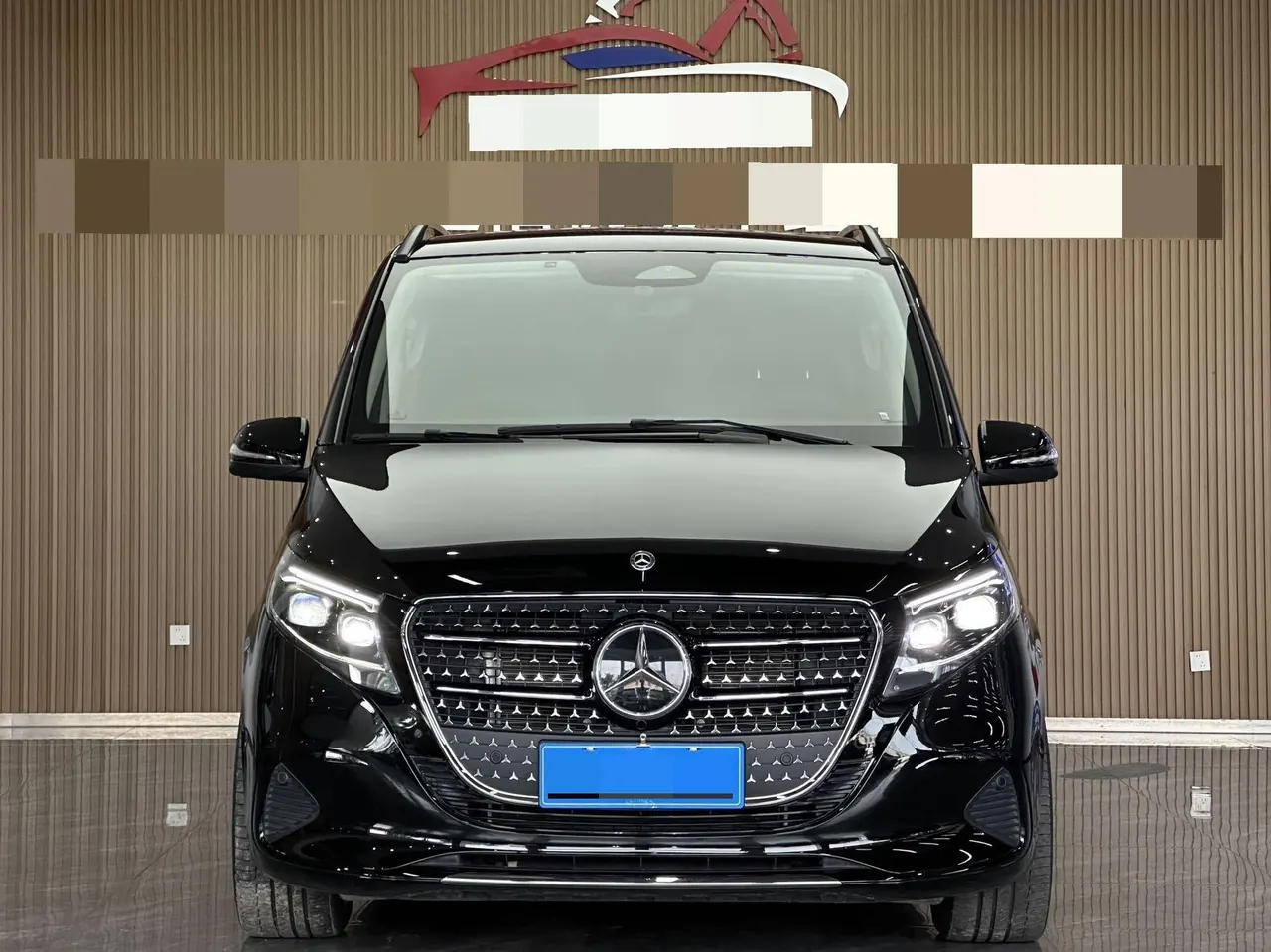 Mercedes Benz V 2024V 300 L 48V 2.0T Premium Edition Automatic Gear 2