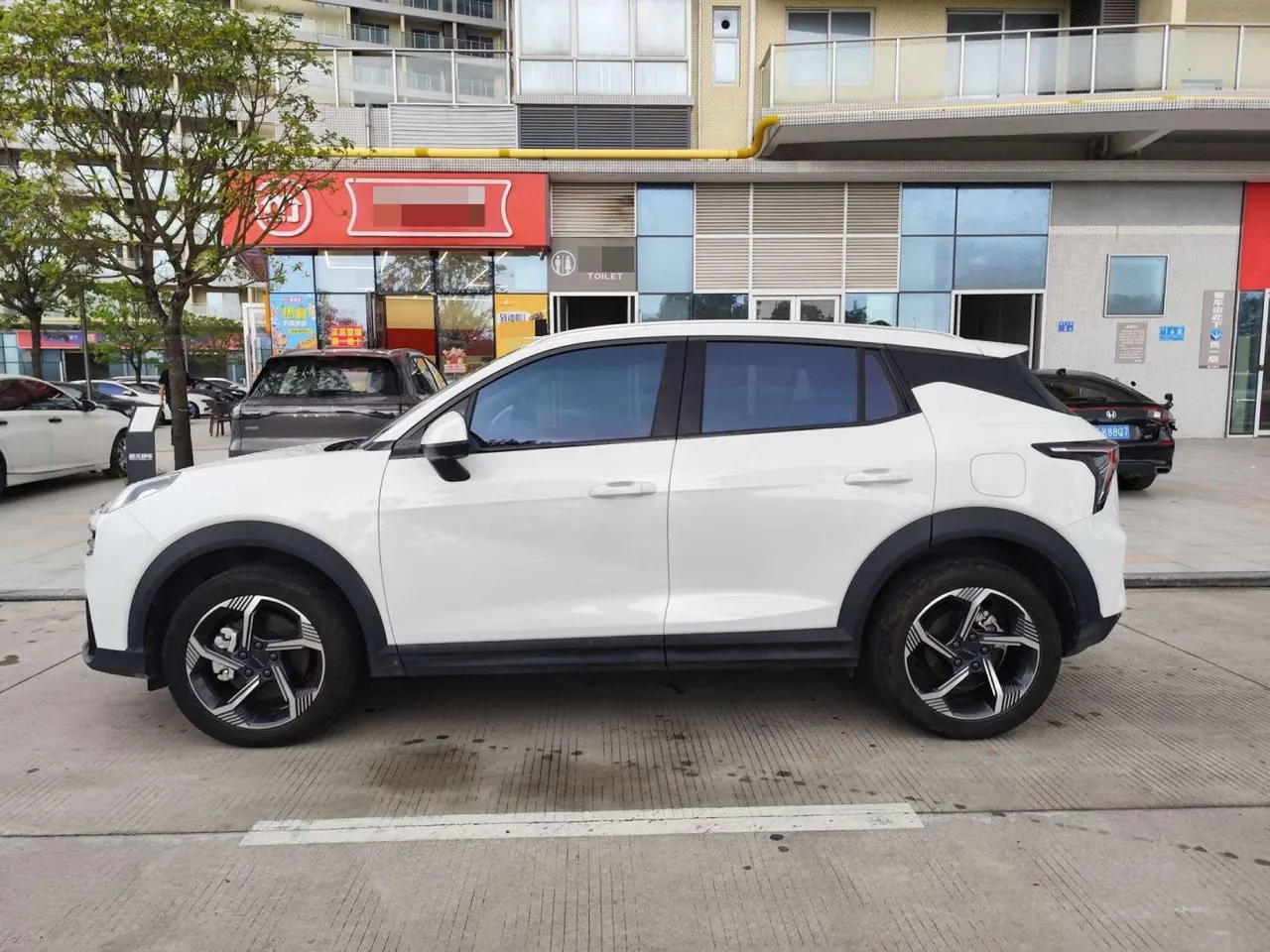 LYNK&amp;CO 06 New Energy 2023 LYNK&amp;CO 06 PHEV 1.5T Remix Pro Automatic Gear 8