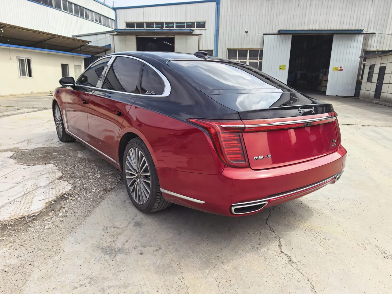 HongQi 2020 H9 48V 2.0T Zhilian Qi Chang Edition Automatic Gear 8