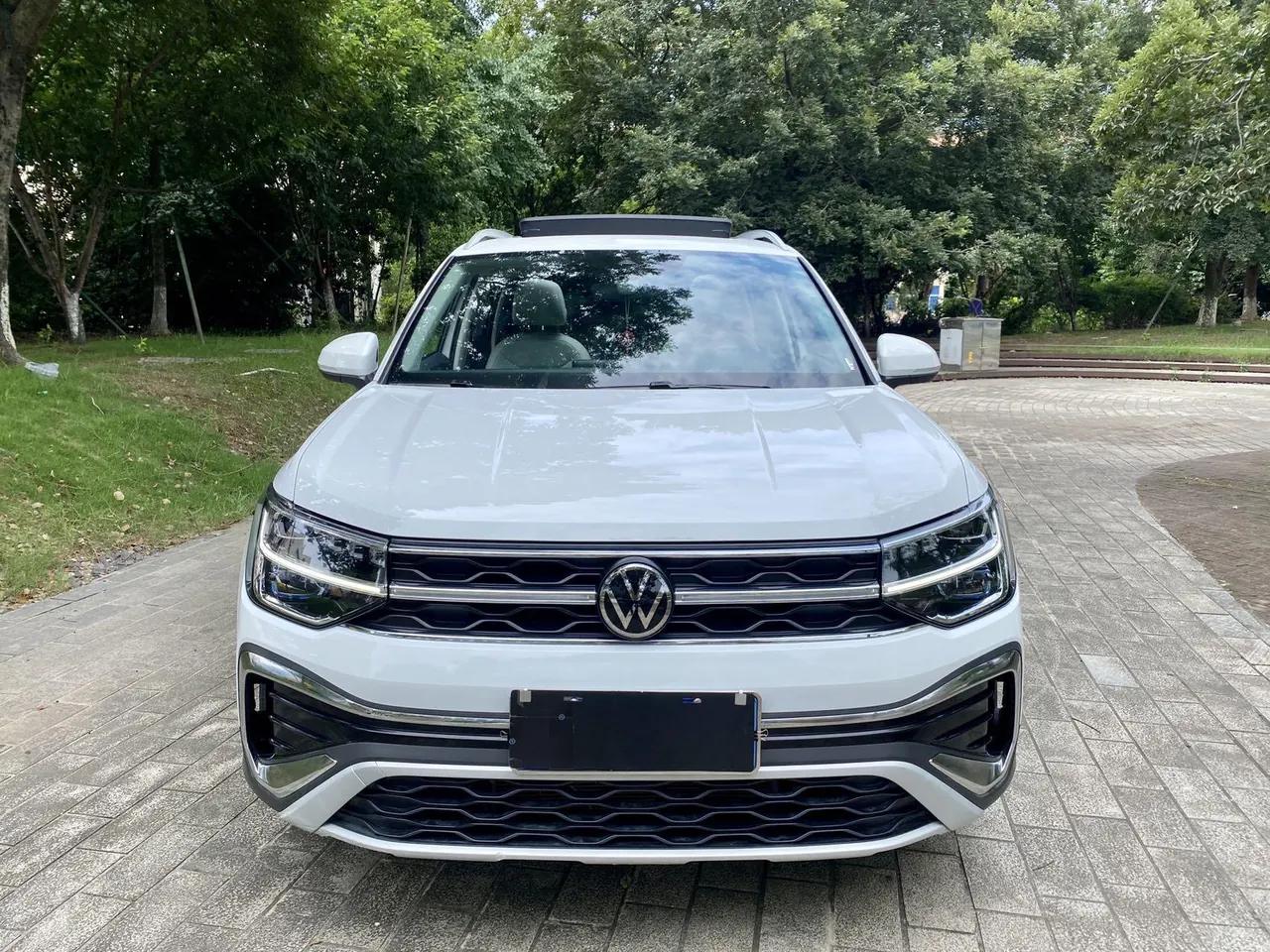 Volkswagen 2024 Tuyue 1.5TSI 300TSI Two-Drive Full Moon Edition Automatic Gear 2