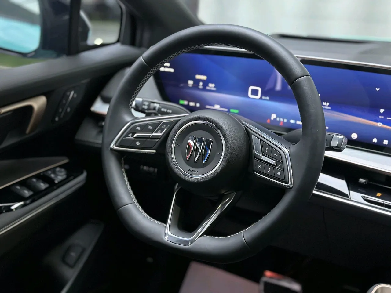 Buick 2023 E4 GS GS Edition Automatic Gear 8