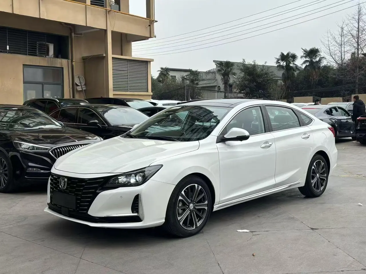 Open image lightbox: ChangAn 2022 Ruicheng CC 1.5T Blue Whale Edition Honorable Automatic Gear