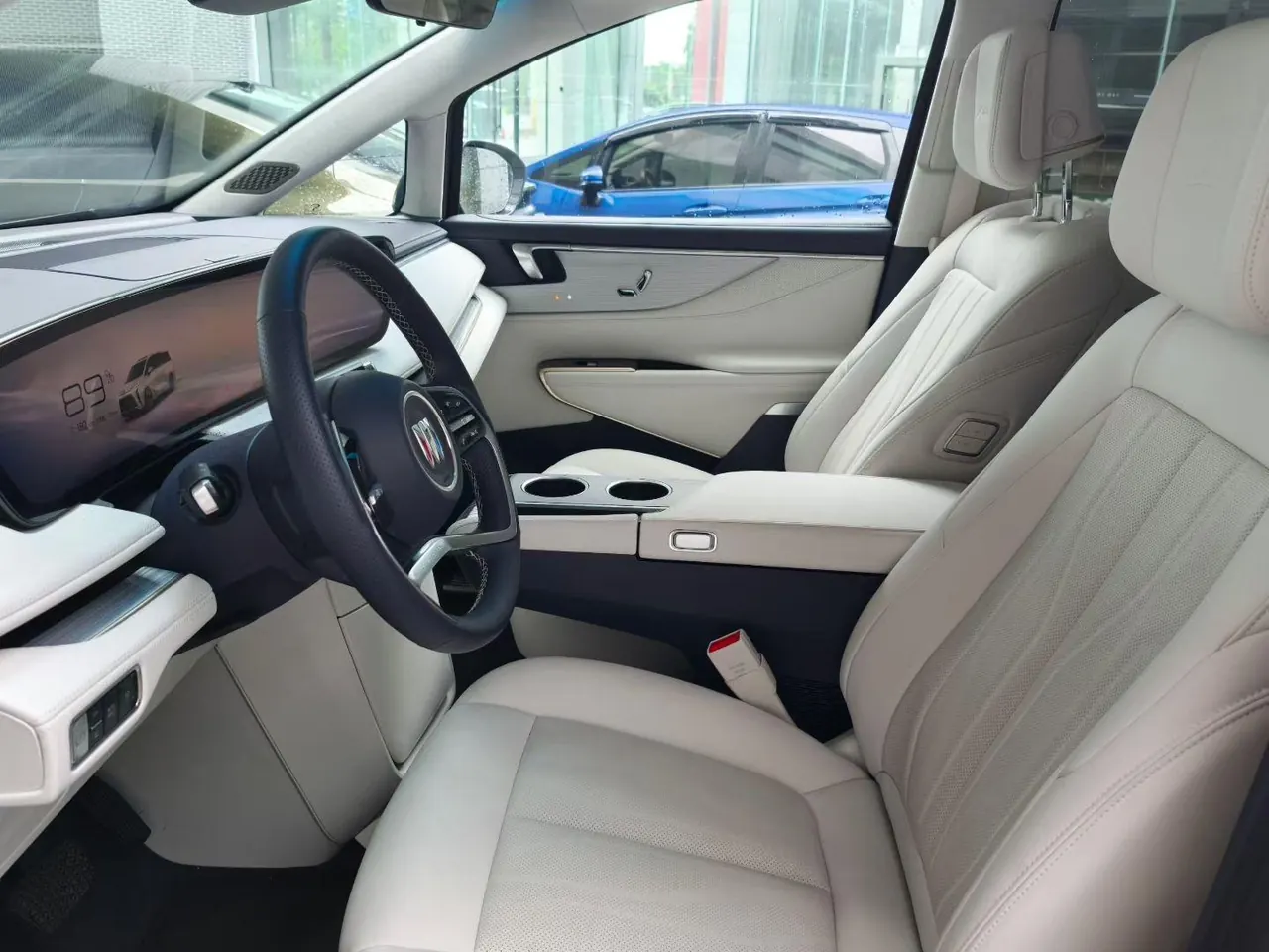 Buick 2026 GL8 Lu Zun PHEV 1.5T Luxury Edition Automatic Gear 5