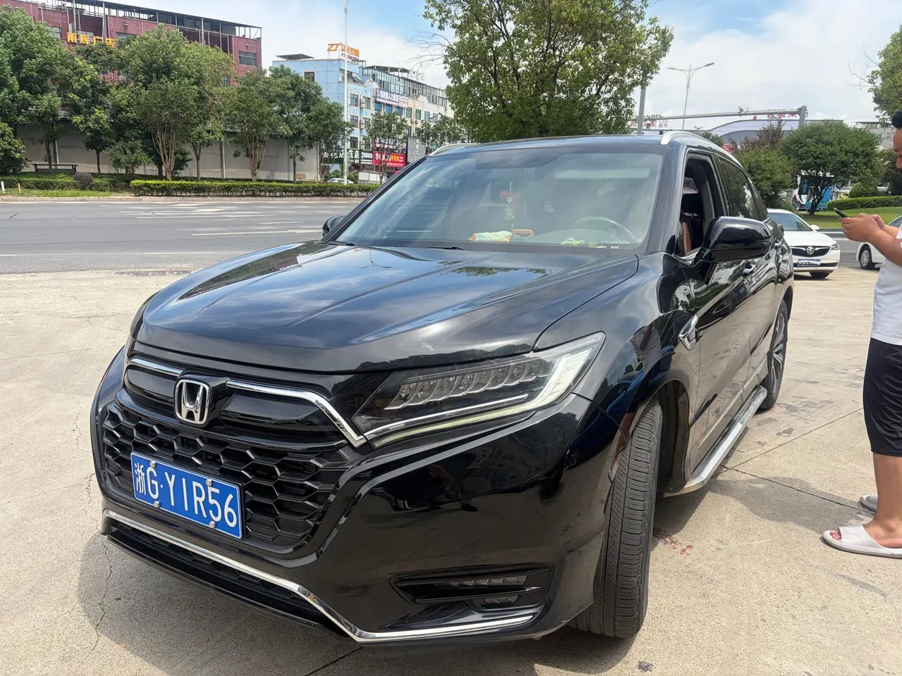 Open image lightbox: Honda 2020 UR-V 2.0T 370TURBO two-drive elegant version of automatic gear