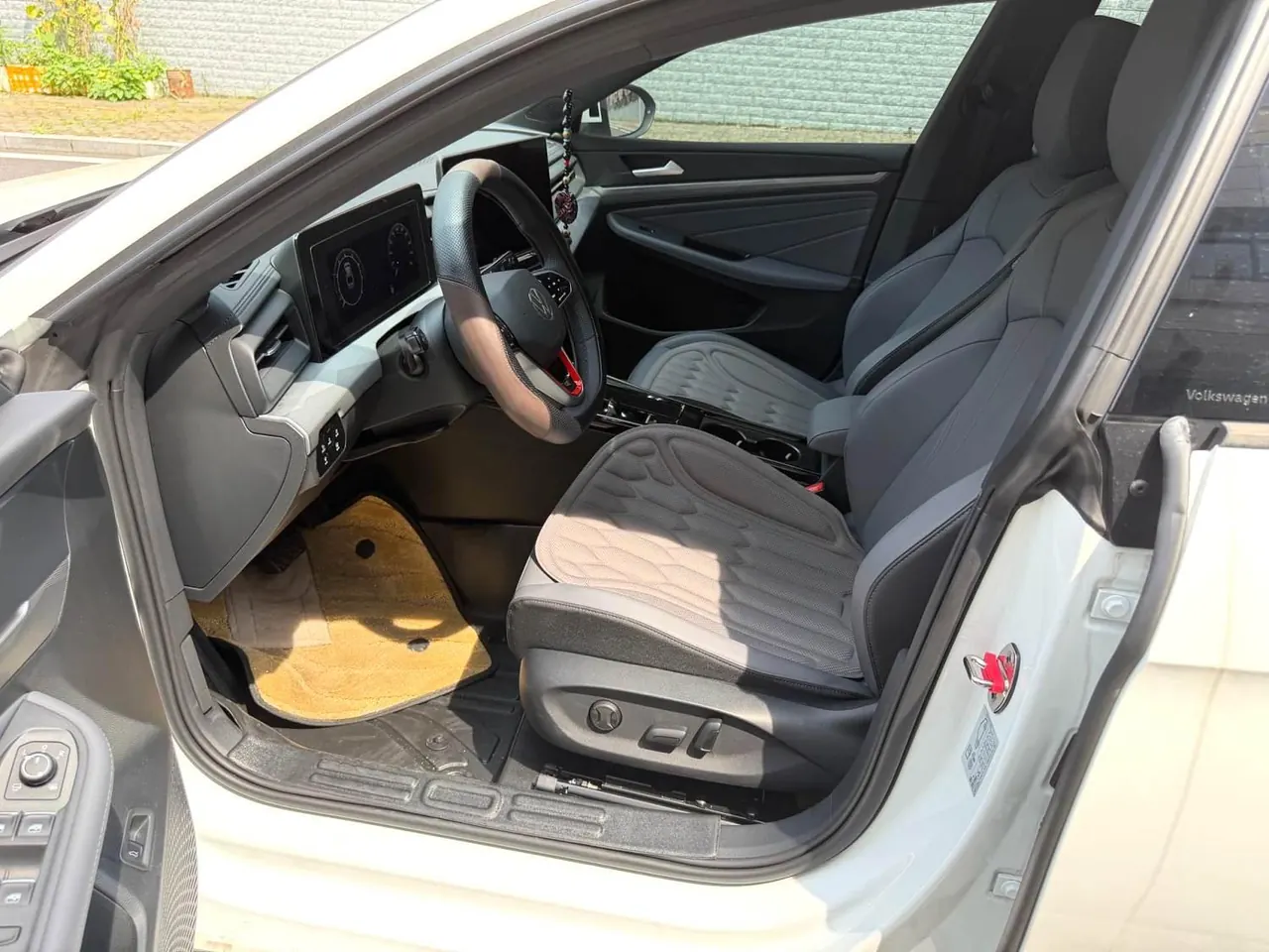 Volkswagen 2026 Ling Du L 1.5TSI 300TSI Ling Feng Edition Automatic Gear 2