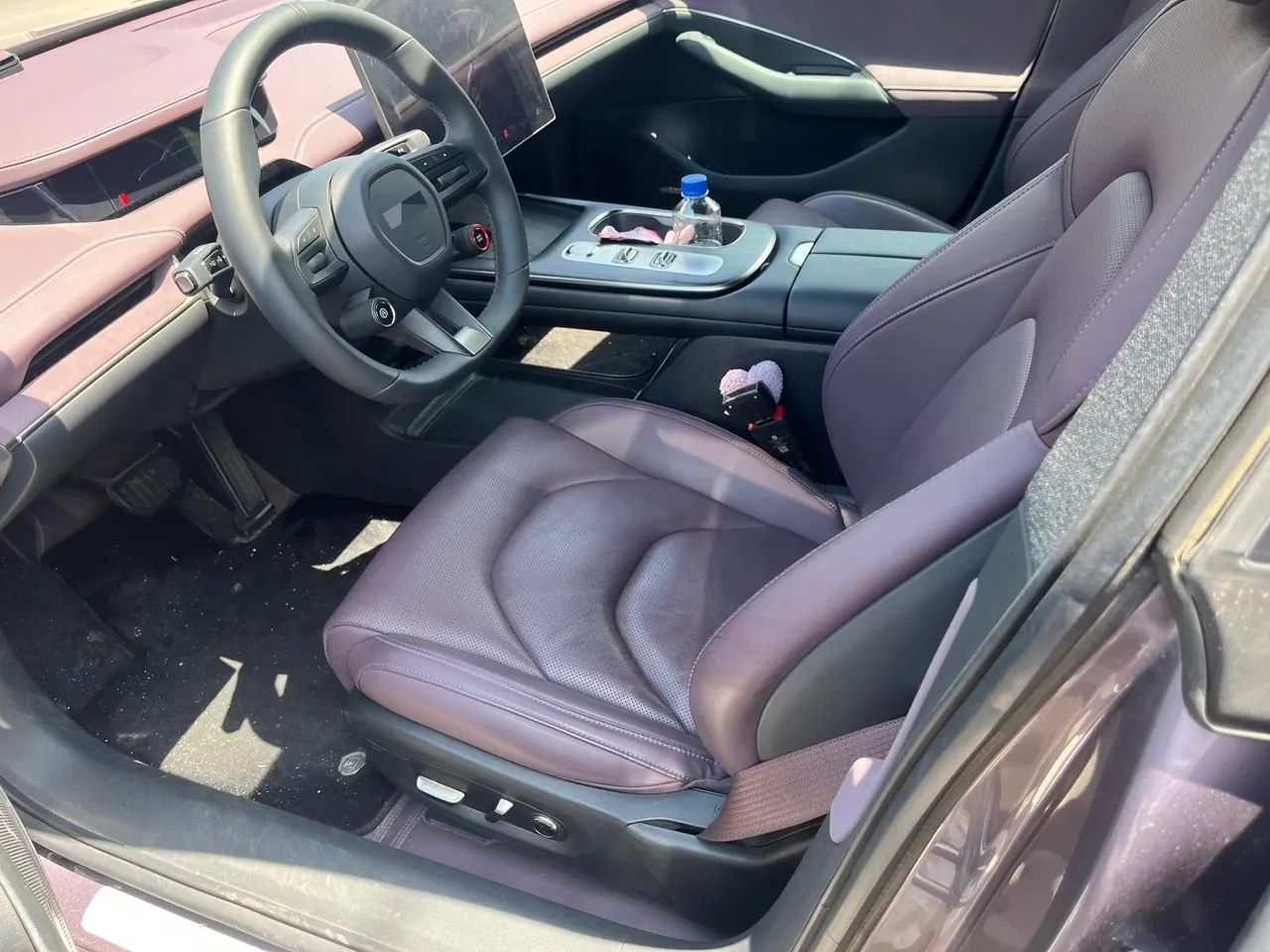 MI 2024 SU 7 700km Rear Drive Standard Founding Edition Automatic Gear 4