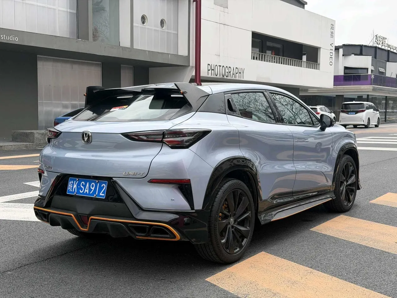 ChangAn 2022 UNI-T 1.5T honorable automatic gear 4