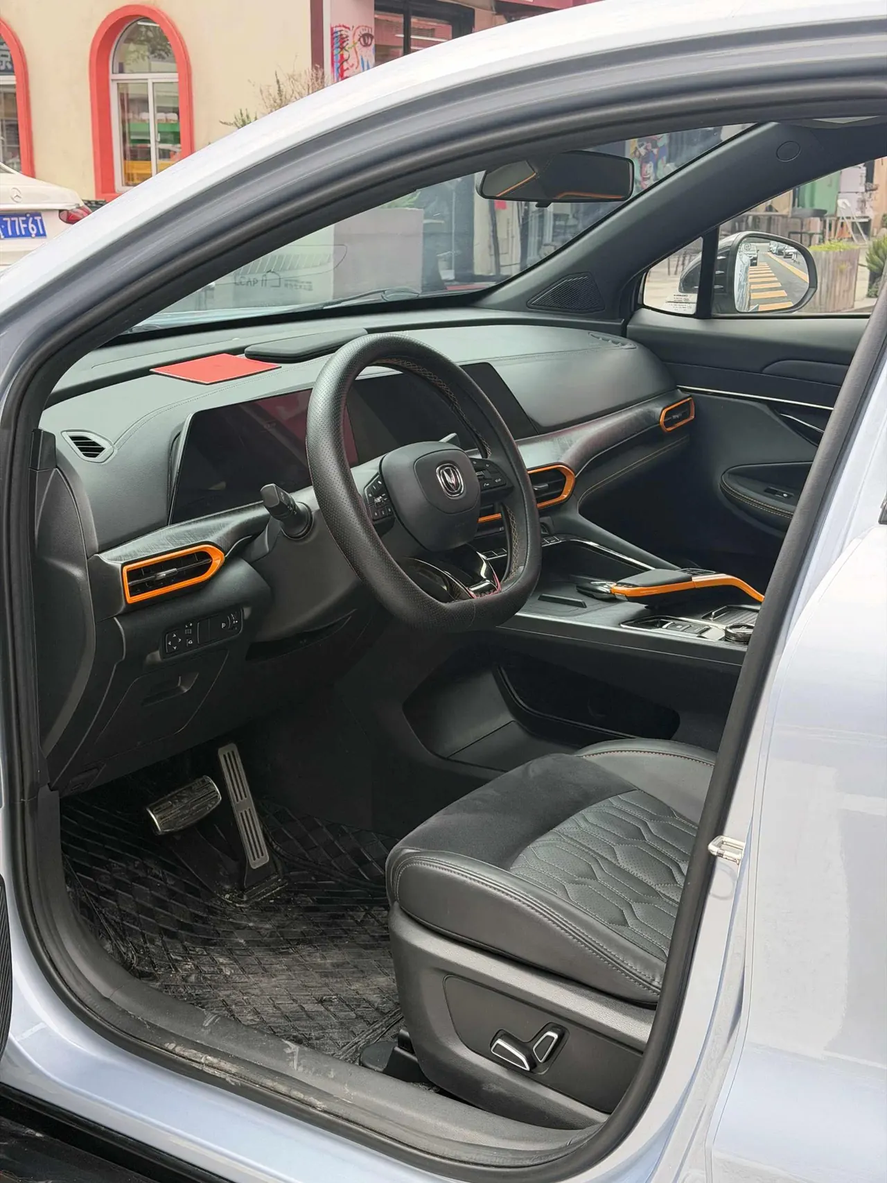 ChangAn 2022 UNI-T 1.5T honorable automatic gear 7