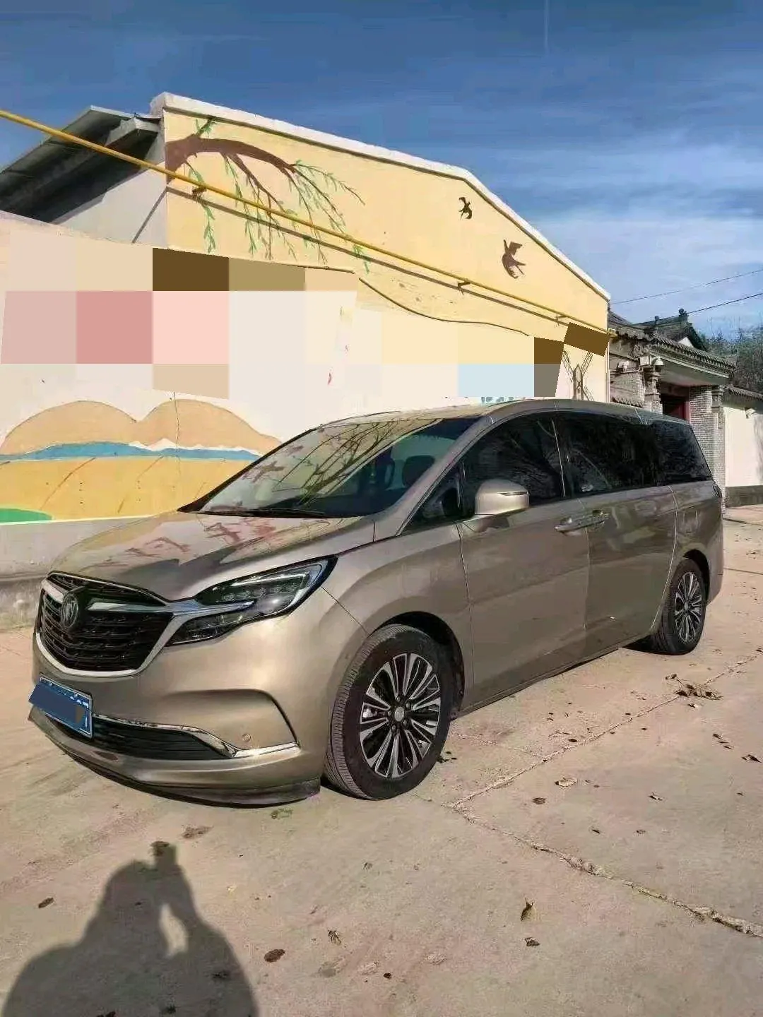 Buick 2022 GL8 ES Lu Zun 48V 2.0T 653T Luxury Automatic Gear - View 1
