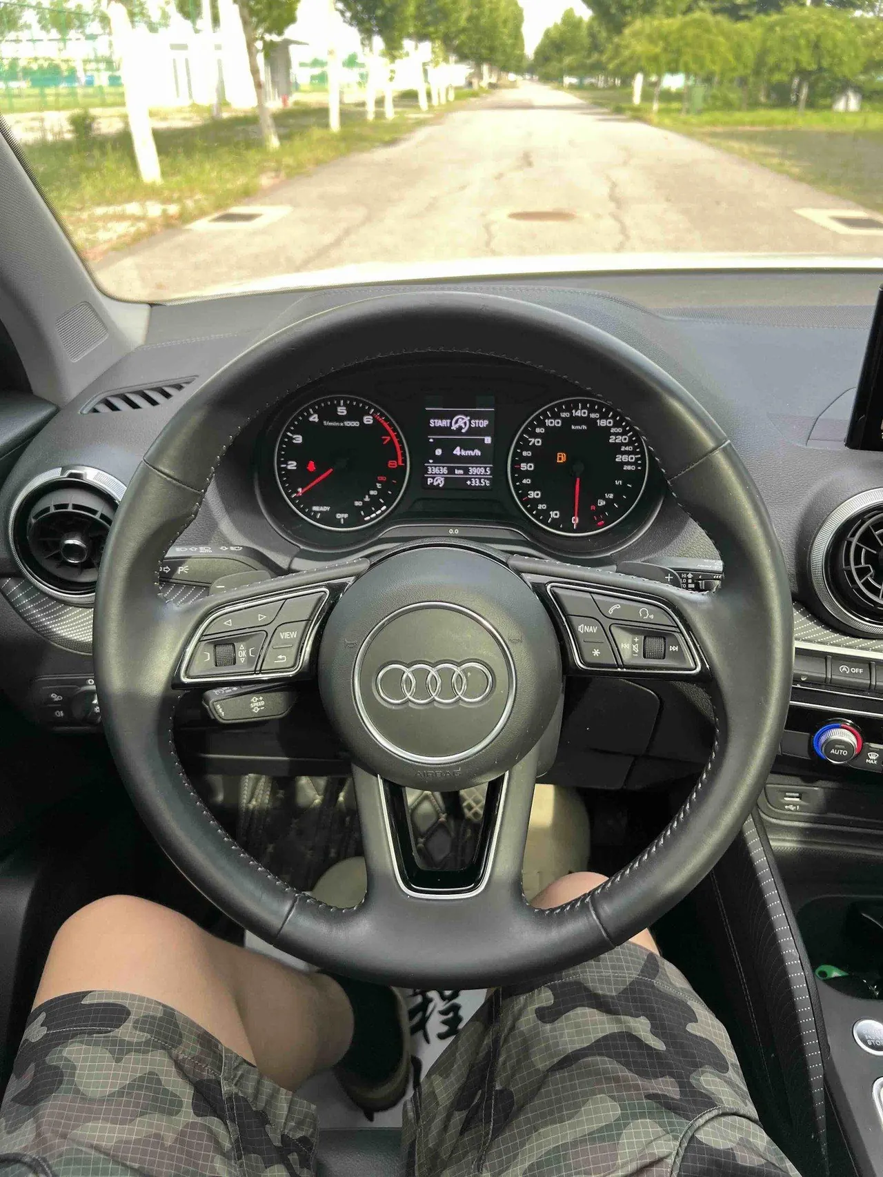 Audi 2022 Q2L 1.4TFSI 35TFSI Fashion Elegant Automatic 15