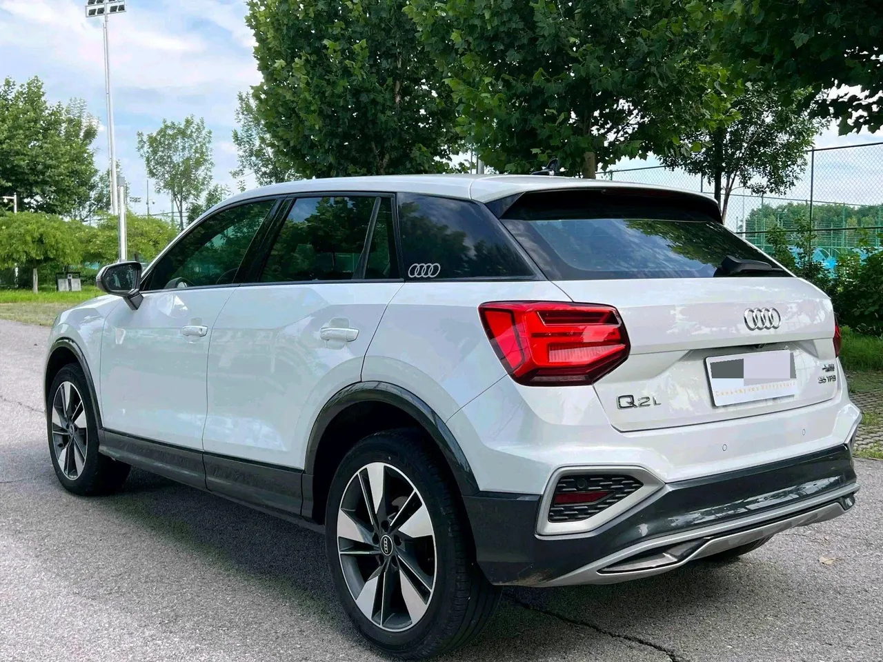 Audi 2022 Q2L 1.4TFSI 35TFSI Fashion Elegant Automatic 2