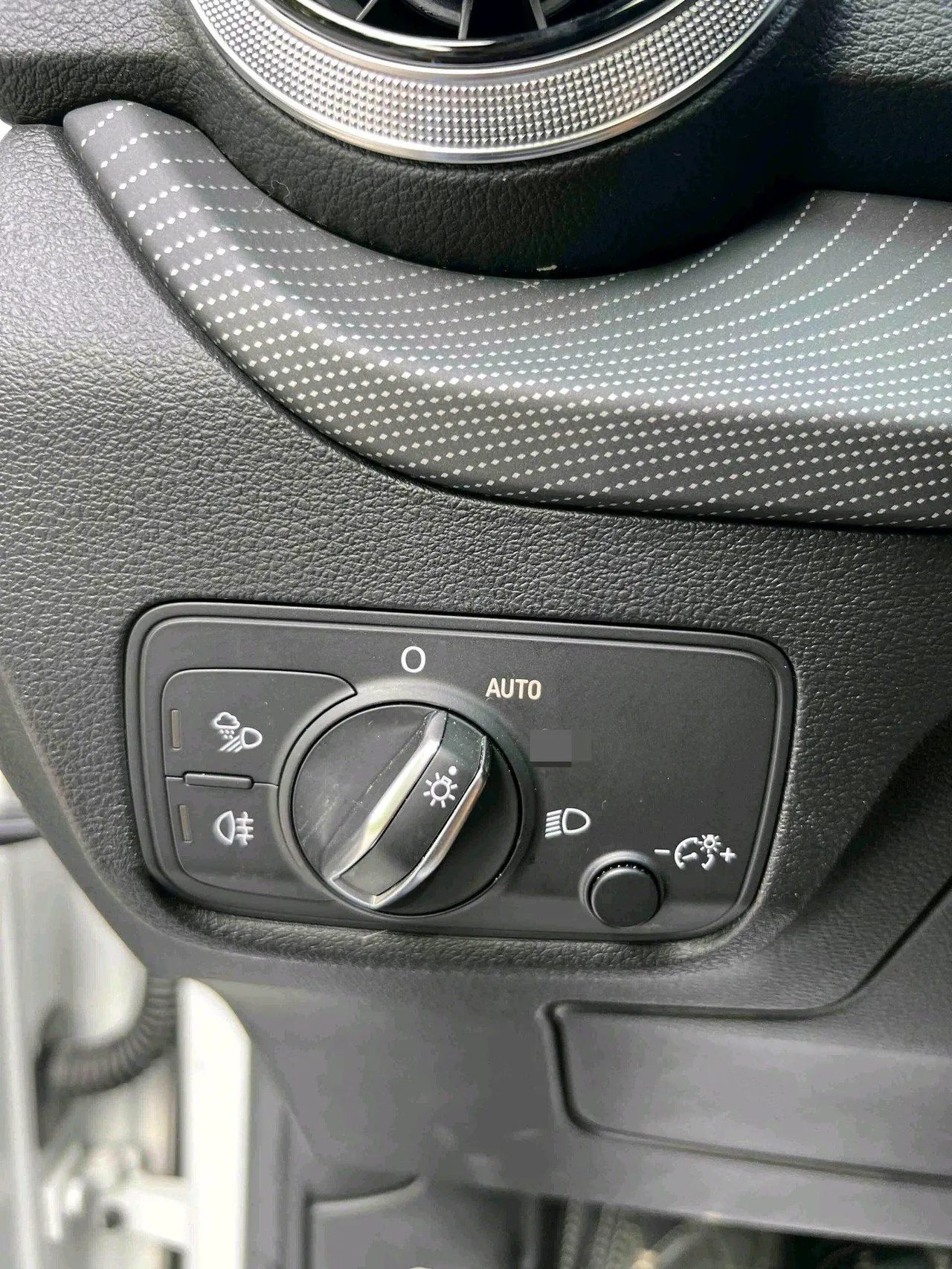 Audi 2022 Q2L 1.4TFSI 35TFSI Fashion Elegant Automatic 8