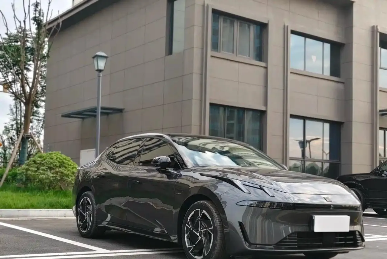 LYNK&amp;CO 2024 LYNK&amp;CO 07 EM-P 1.5T 126 Long Endurance Halo Automatic 2