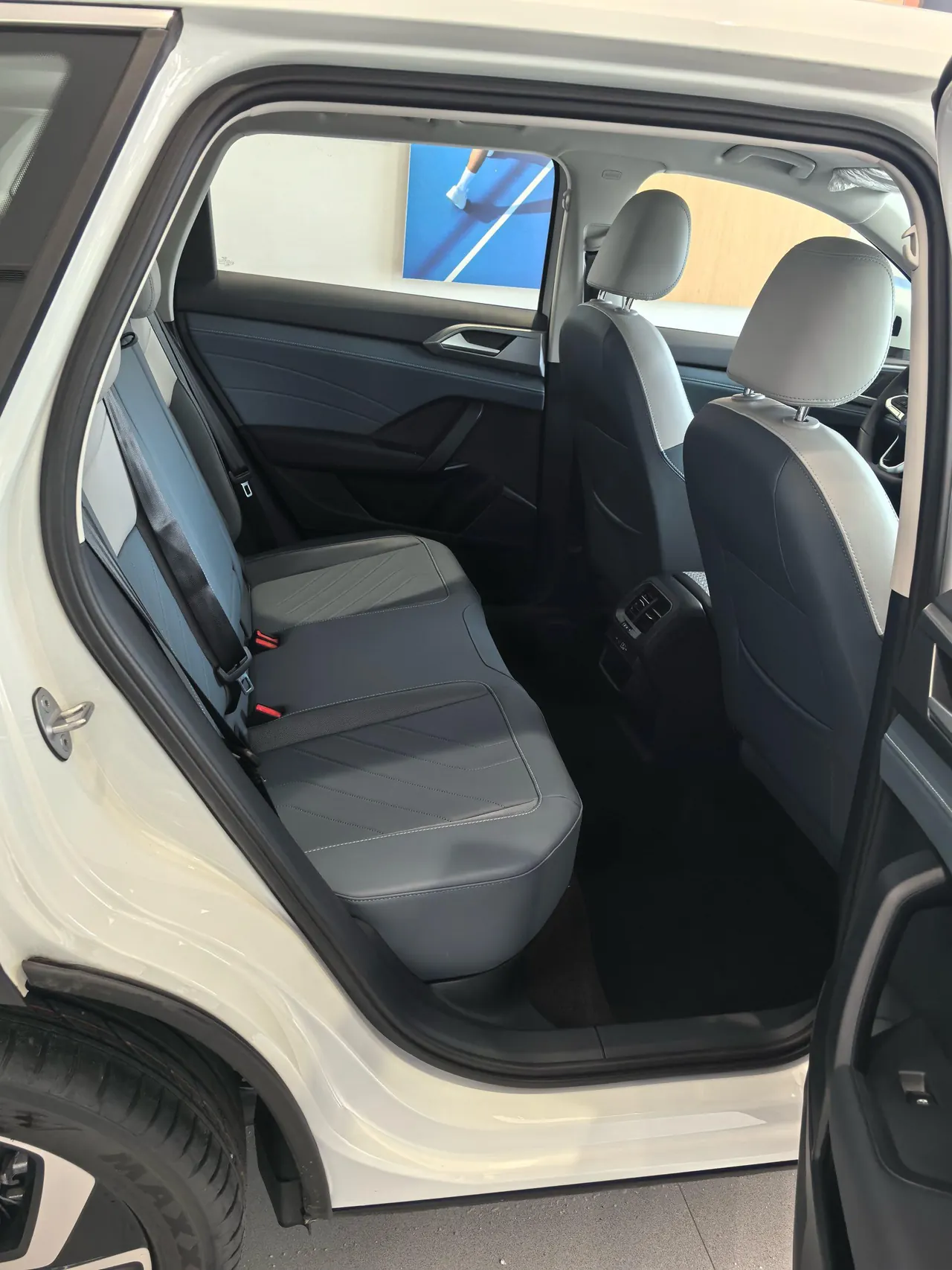 Volkswagen 2024 Tuyue 1.5TSI 300TSI Two-Drive Full Moon Edition Automatic Gear 15