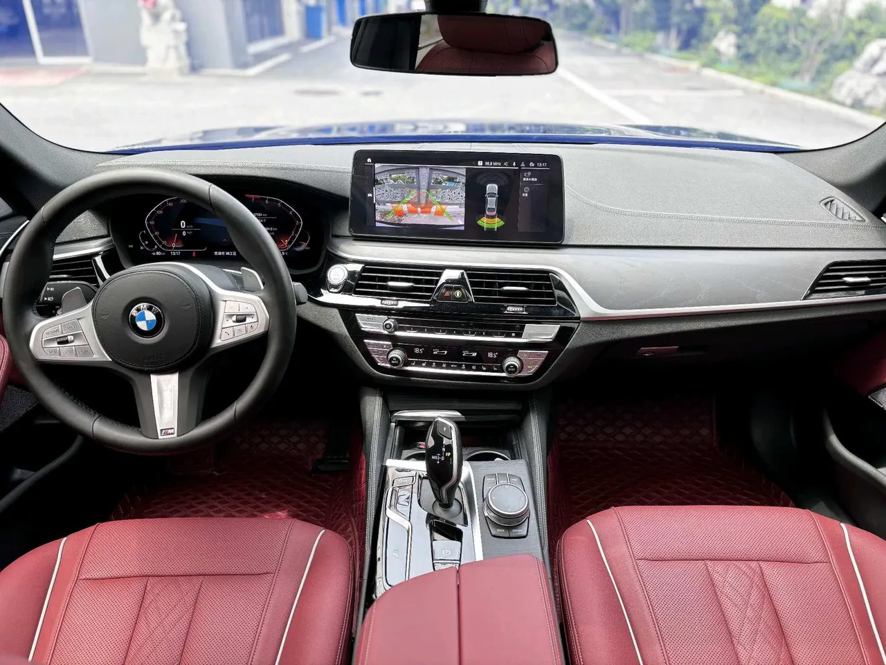 BMW 5 Series 2023 530Li 2.0T Leading M Sports Suit Automatic Gear 10