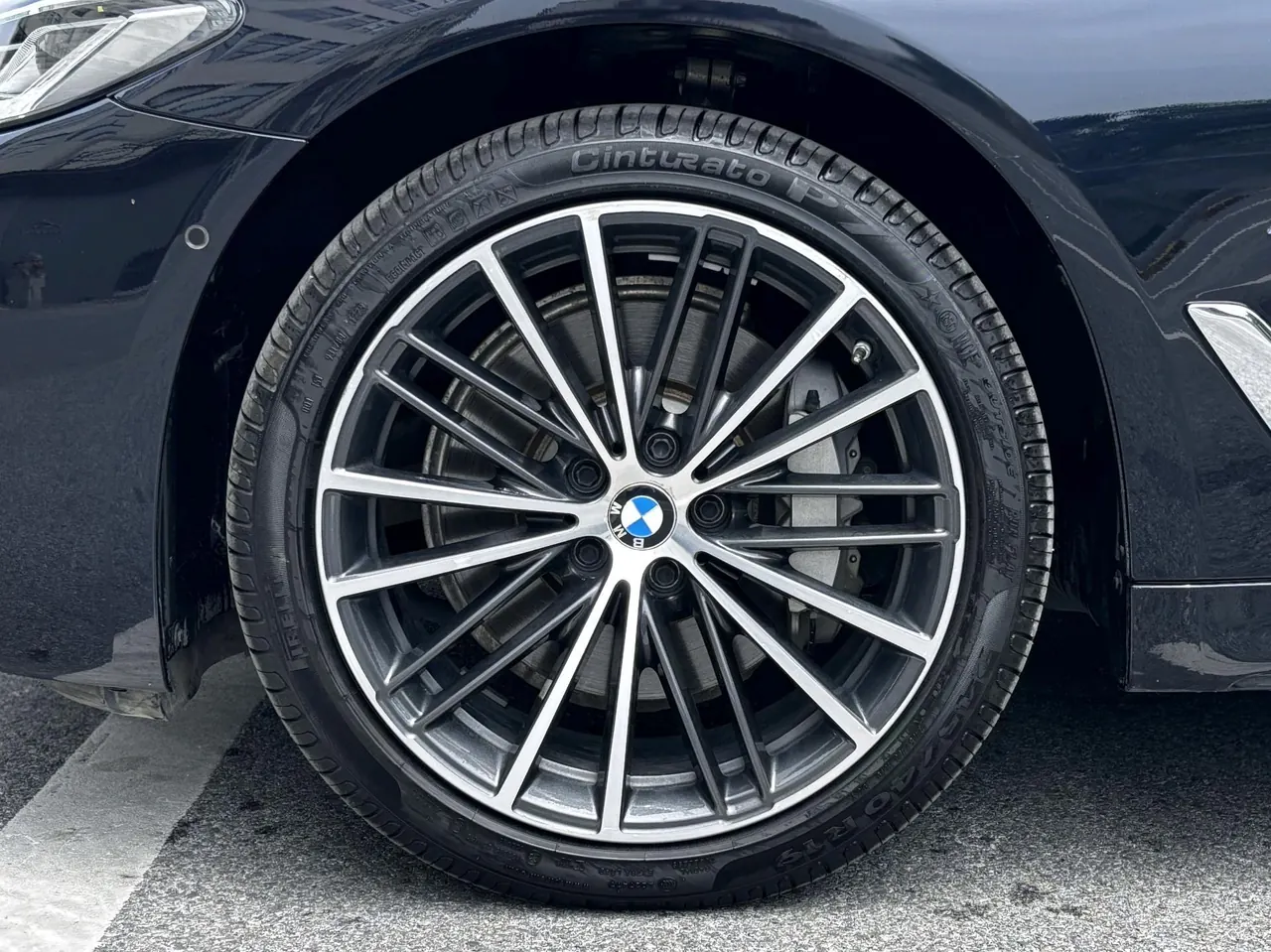 BMW 5 Series 2023 530Li 2.0T Leading M Sports Suit Automatic Gear 7