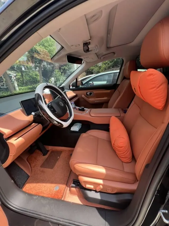 Leapmotor 2026 C 16 630 Laser Radar Zhizun Edition 6-seat Automatic Gear 4