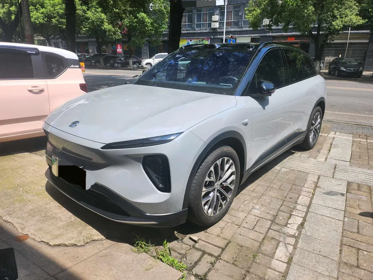 Open image lightbox: NIO 2024 ES6 75kWh automatic gear