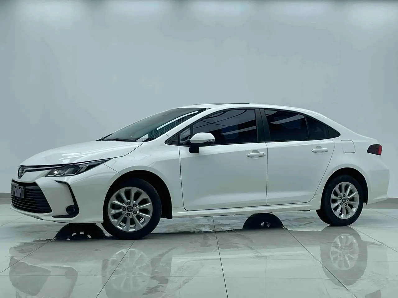 Toyota 2023 corolla 1.2T stepless elite version of automatic gear - View 1