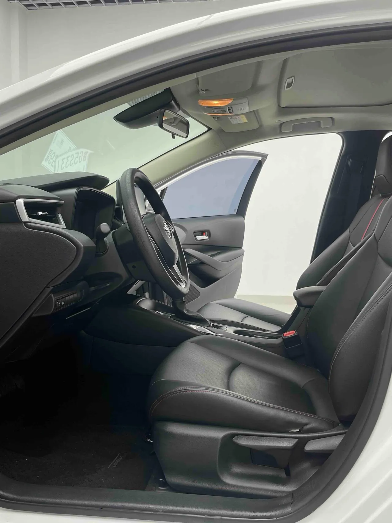 Toyota 2023 corolla 1.2T stepless elite version of automatic gear 3