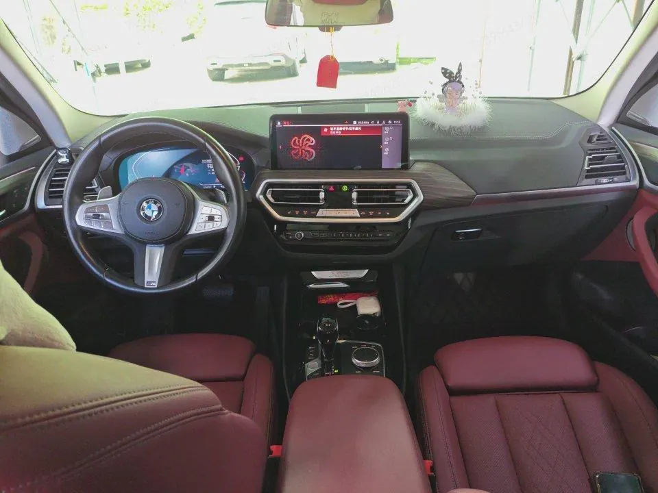 BMW 2023 X3 xDrive30i 2.0T Leading M Obsidian Night Suit Automatic Gear 2