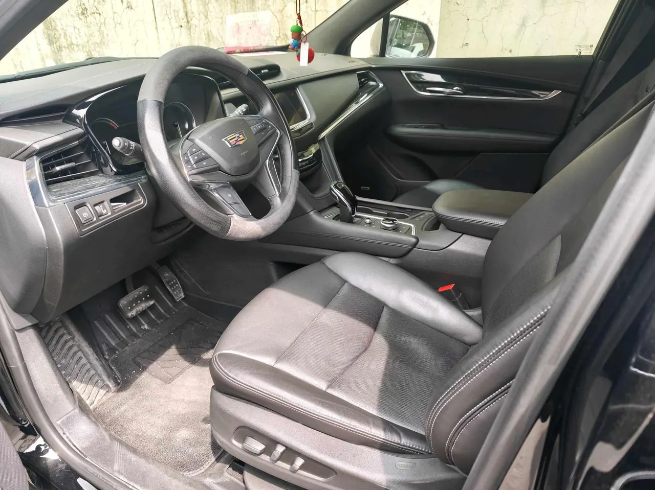 Cadillac 2020 XT5 2.0T 28T Luxury Automatic Gear 9