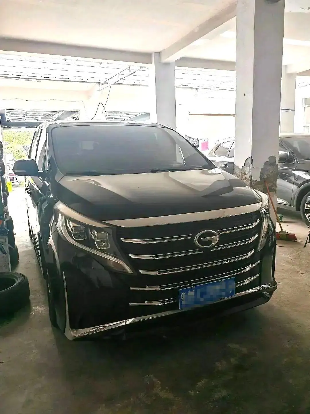 GAC Trumpchi 2021 M8 2.0T 390T Prestige Series Luxury Edition, Automatic Transmission 2