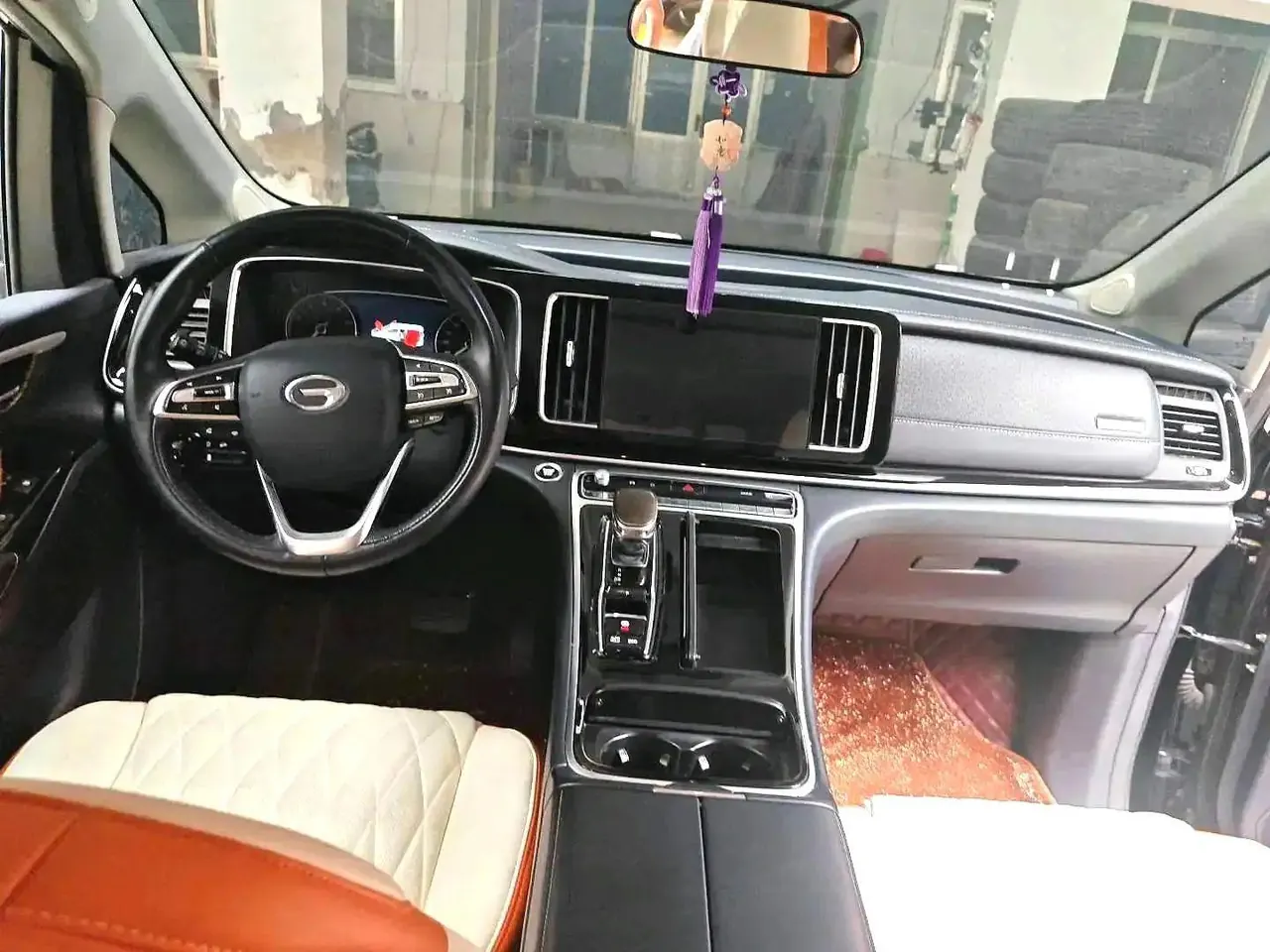 GAC Trumpchi 2021 M8 2.0T 390T Prestige Series Luxury Edition, Automatic Transmission 4