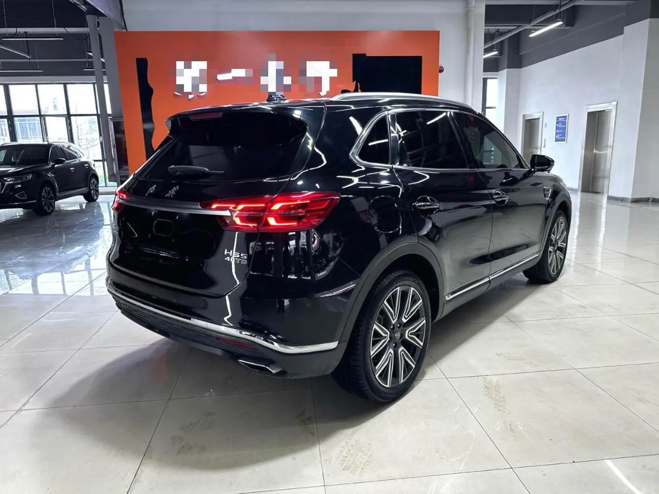 HongQi 2022 HS5 2.0T 4-wheel drive smart flag-sharing version automatic gear 3